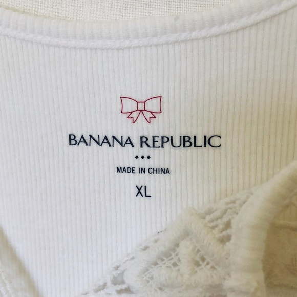 Banana Republic Ribbed Lace Inset Tank - Picture 3 of 5